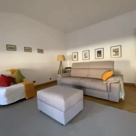 Floor In The Heart Of The شقة