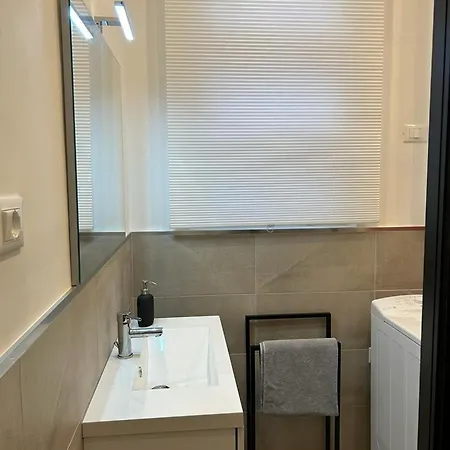 شقة Floor In The Heart Of The