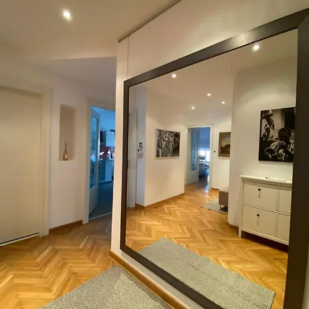 Floor In The Heart Of The شقة *