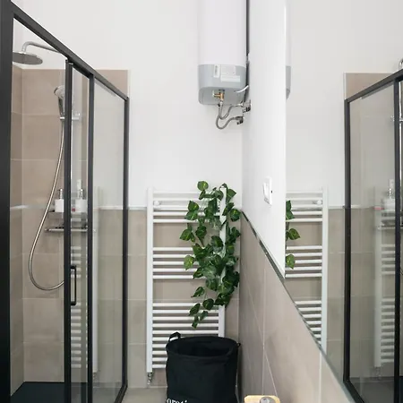 公寓 Floor In The Heart Of The