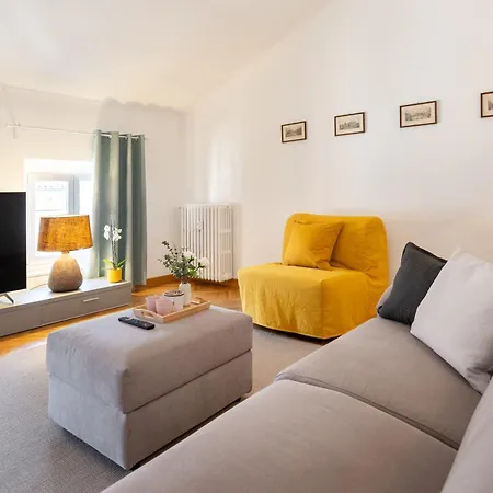 Apartment Floor In The Heart Of The