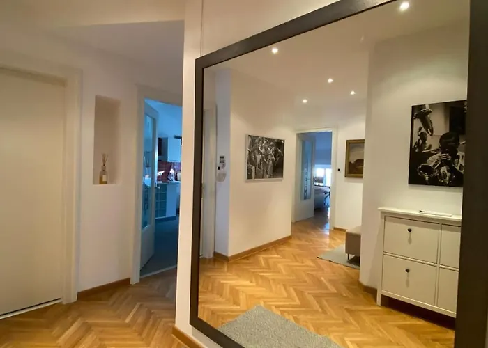 Floor In The Heart Of The Lägenhet *